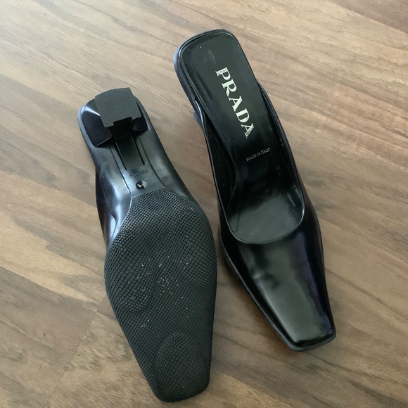 Authentic Prada Black Women's Heels - Picture 4 of 5